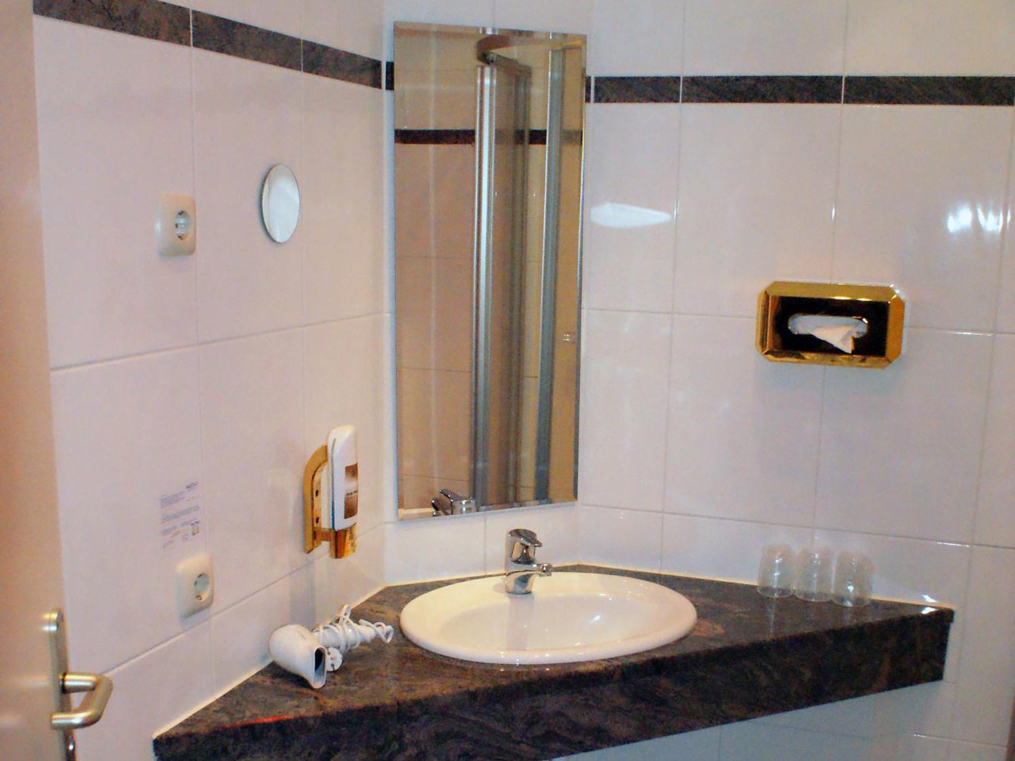 Itm Entree Glinde Restaurant & Tagungshotel Room photo