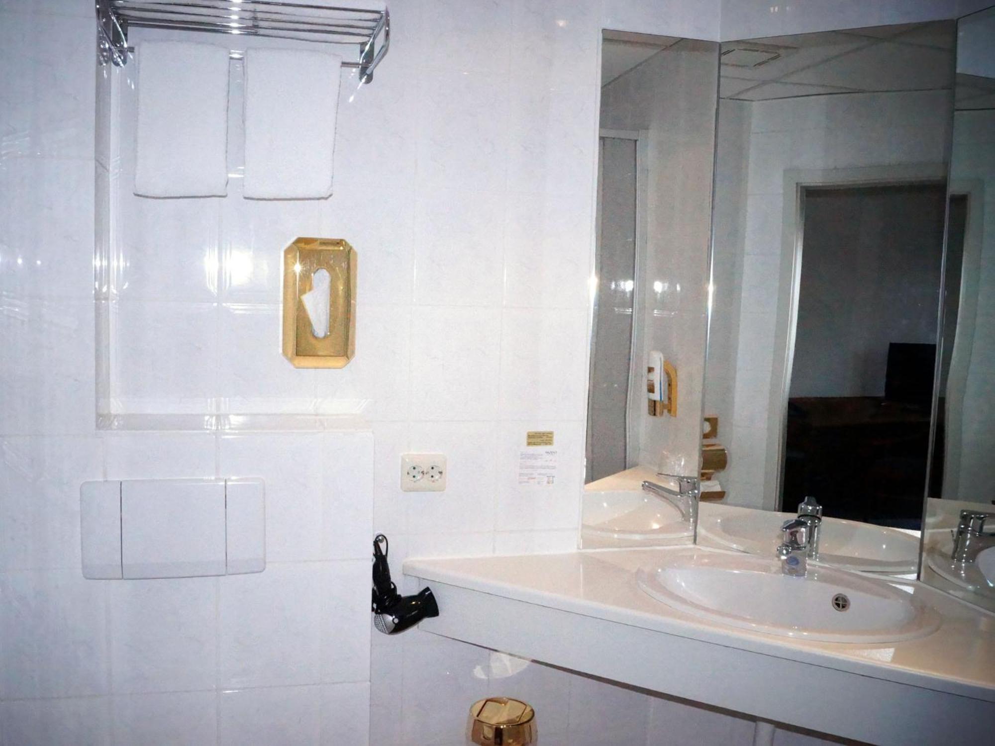 Itm Entree Glinde Restaurant & Tagungshotel Room photo